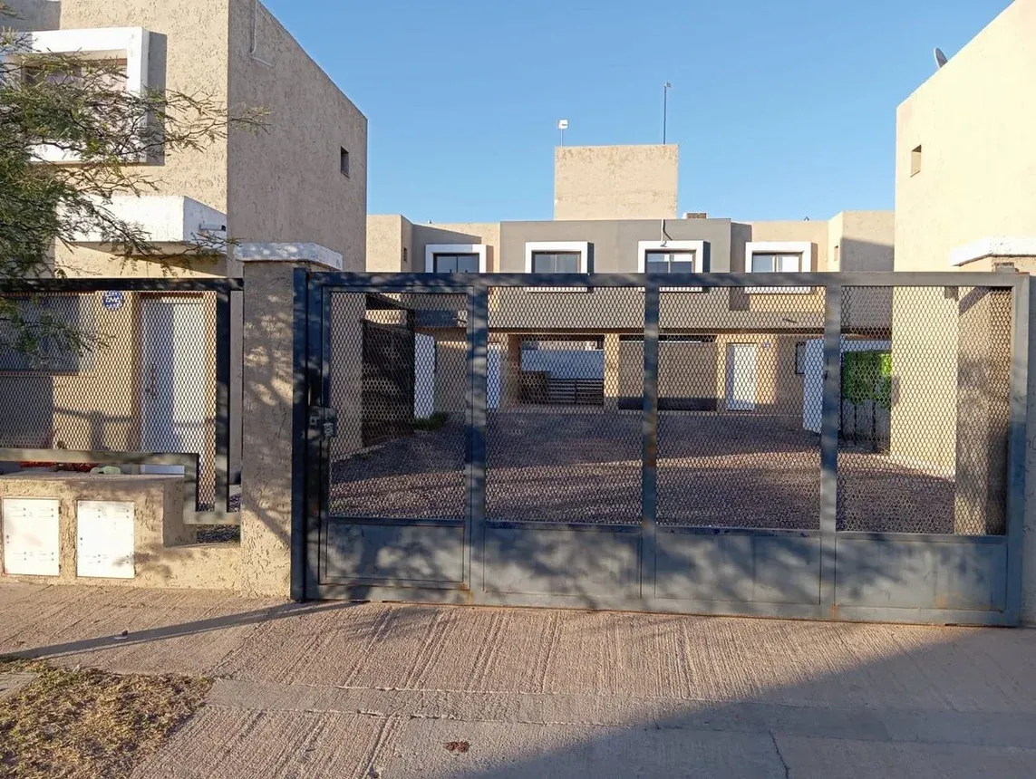 Duplex de 3 dormitorios en Docta 3ra etapa , posesión inmediata