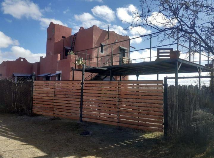 Casa · 141m² · 5 Ambientes · 3 Cocheras