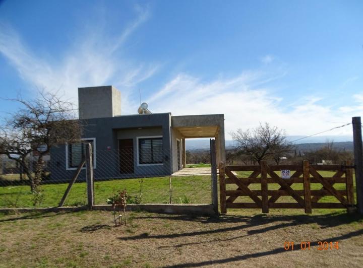 Casa · 51m² · 4 Ambientes · 2 Cocheras