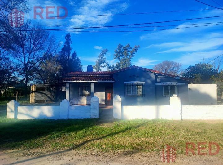 Casa · 300m² · 8 Ambientes · 2 Cocheras
