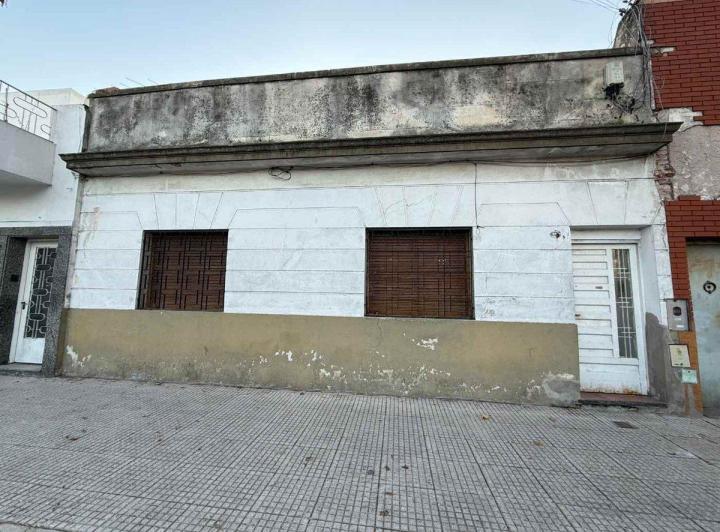 Terreno · 323m²