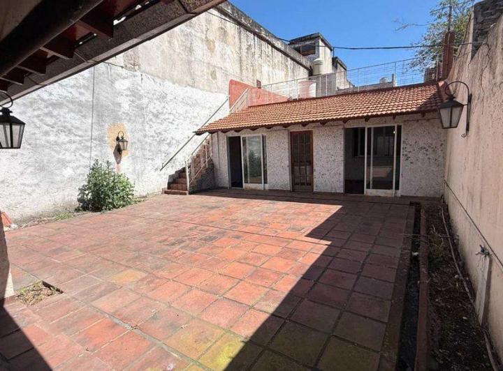 PH · 350m² · 8 Ambientes · 1 Cochera