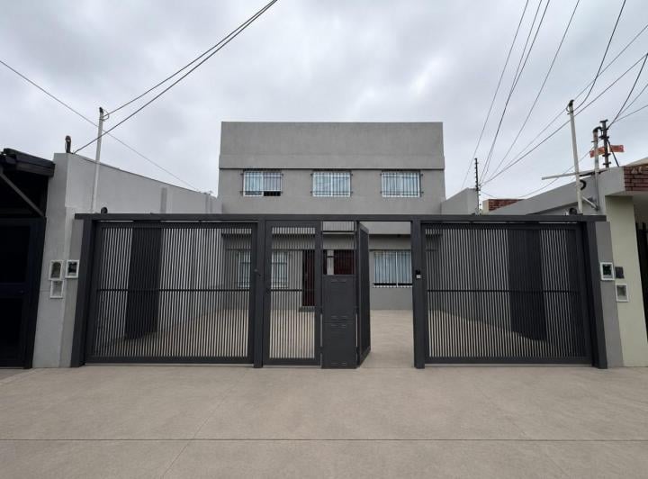 PH · 130m² · 4 Ambientes · 1 Cochera