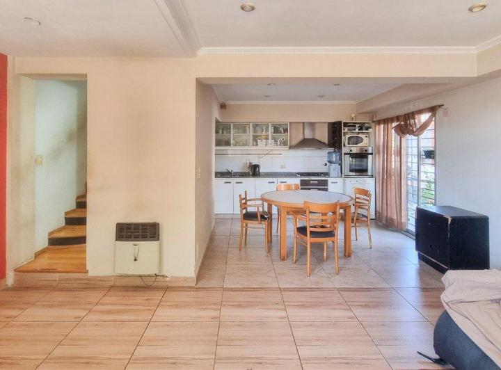 PH · 105m² · 5 Ambientes · 1 Cochera