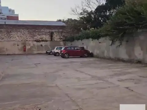 Cochera en Venta en La Plata, Partido de La Plata
