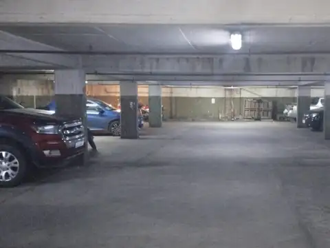 Cochera en Venta en Olivos Vias/Maipu, Olivos