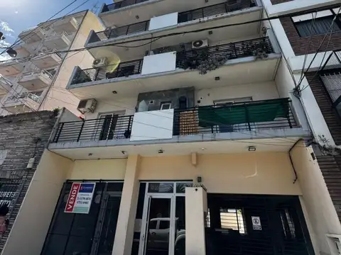 Cochera en Venta en Santos Lugares, Partido de Tres de Febrero