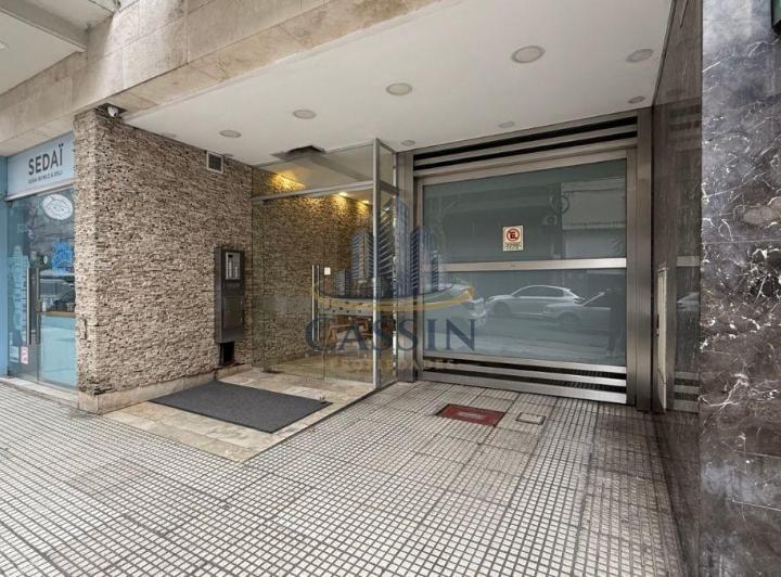 Departamento · 70m² · 2 Ambientes · 1 Cochera