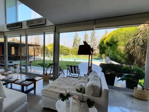 Casa en Alquiler Temporal en Santa Barbara, Countries y Barrios Cerrados en Tigre