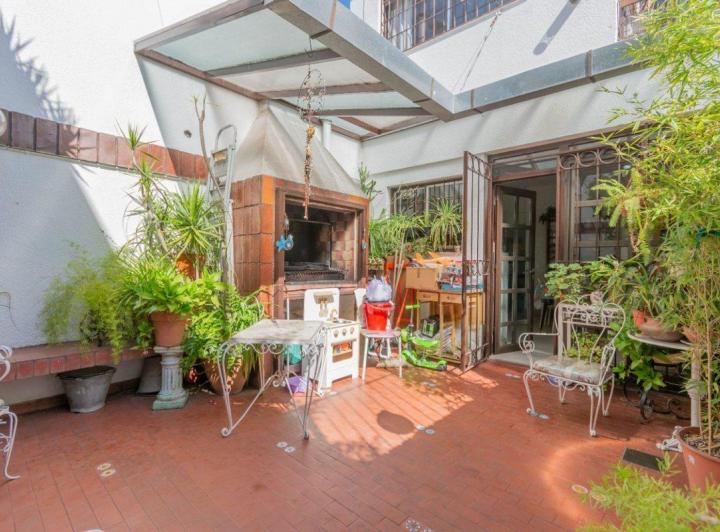 Casa · 131m² · 5 Ambientes · 1 Cochera