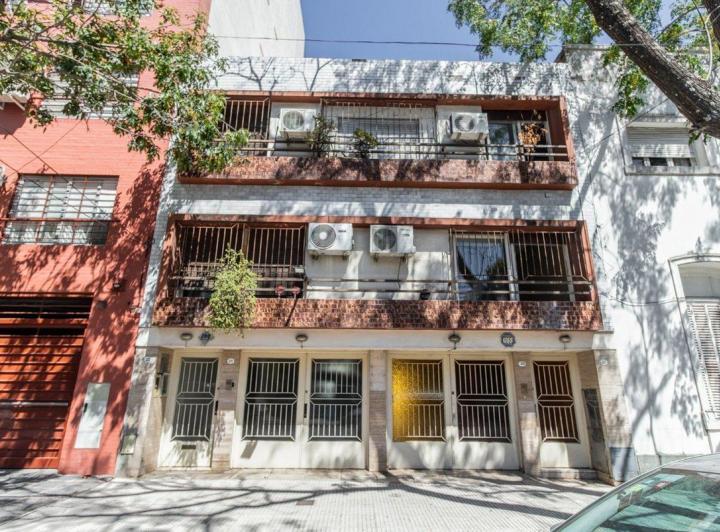Casa · 120m² · 5 Ambientes · 2 Cocheras
