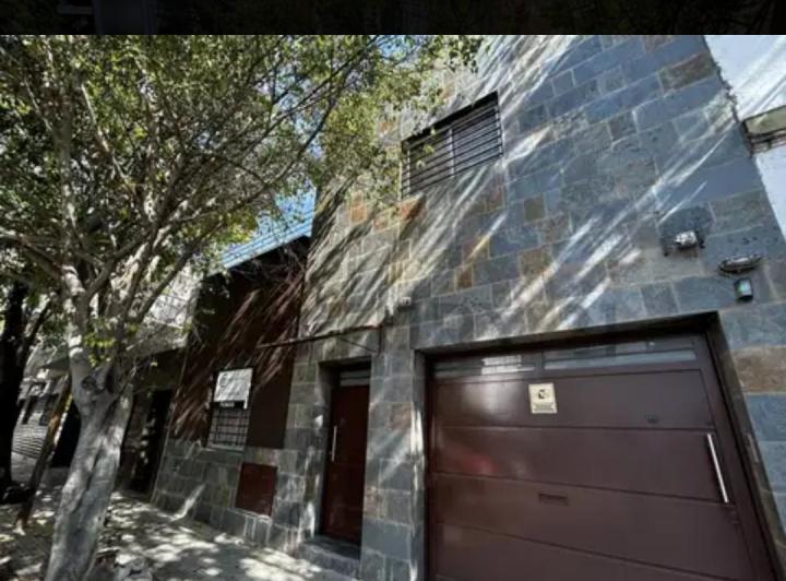 Casa · 190m² · 4 Ambientes · 1 Cochera