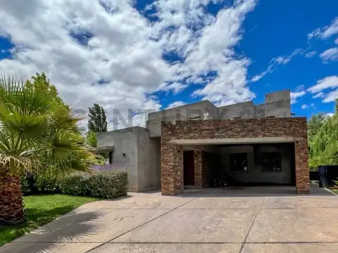 Casa en Venta en Chacras de Coria, Luján de Cuyo