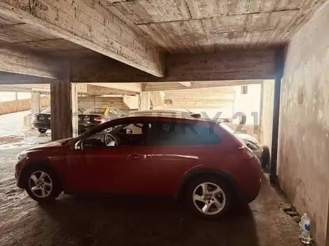 Cochera en Venta en Centro, Rosario