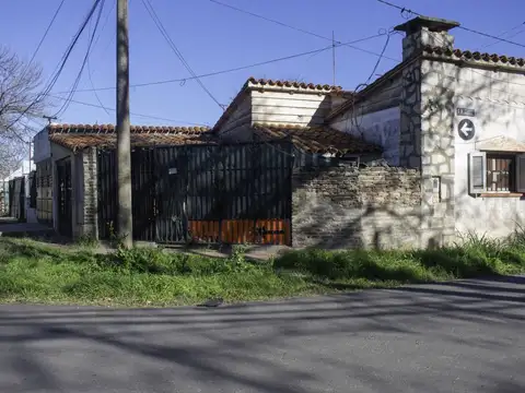 Casa en Venta en La Cerámica y Cuyo, Rosario