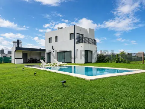 Casa en Venta en Ibarlucea, Rosario