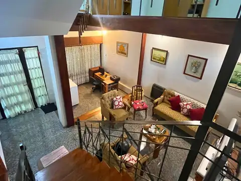 Casa en Venta en Azcuenaga, Rosario