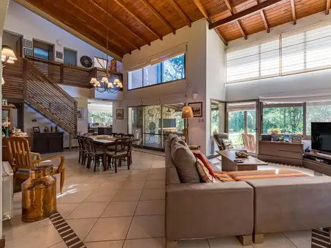 Casa en Venta en Roldan, San Lorenzo