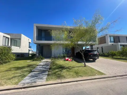 Casa en Venta en Vida, Funes