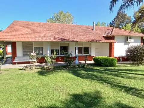 Quinta en Venta en Lisandro Olmos Etcheverry, Partido de La Plata