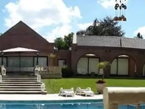 Quinta en Venta en Los Quinchos Country Club, Countries y Barrios Cerrados en Pilar