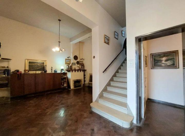 Casa · 197m² · 5 Ambientes · 1 Cochera