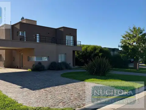 Casa en Alquiler en Loma Verde, Partido de Escobar