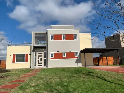 Casa en Alquiler en El Cantón - Barrio Islas, Countries y Barrios Cerrados en Escobar