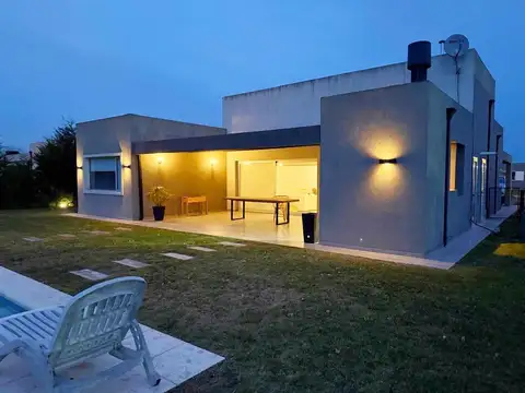 Casa en Alquiler en Santa Juana, Countries y Barrios Cerrados en Esteban Echeverria