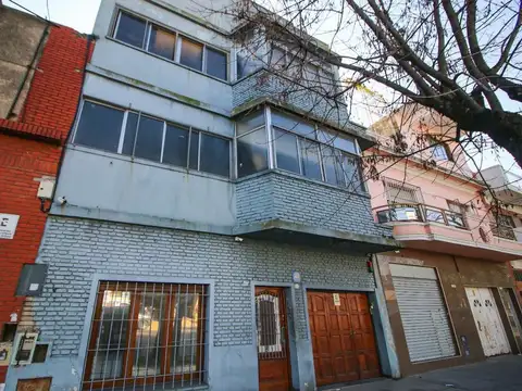 Galpón en Venta en Parque Chacabuco, CABA