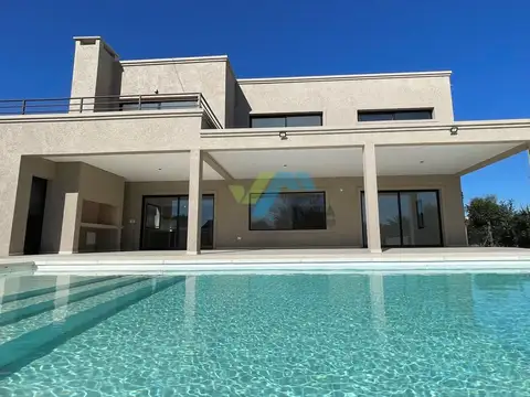 Casa en Alquiler en Haras Santa Maria - El Molino, Countries y Barrios Cerrados en Escobar