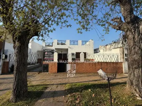 Casa en Alquiler en El Palomar, Partido de Morón