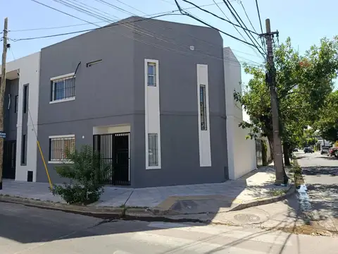 PH en Venta en Castelar Sur, Castelar
