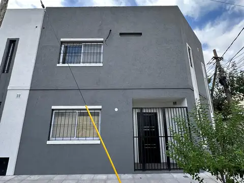 PH en Venta en Castelar Sur, Castelar