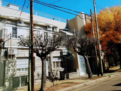 PH en Venta en Haedo, Partido de Morón