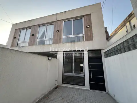 PH en Venta en Ituzaingo, Partido de Ituzaingó