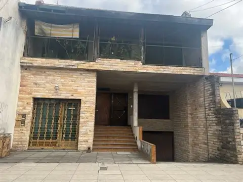 PH en Venta en Caseros, Partido de Tres de Febrero
