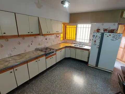 PH en Venta en Billinghurst, General San Martin