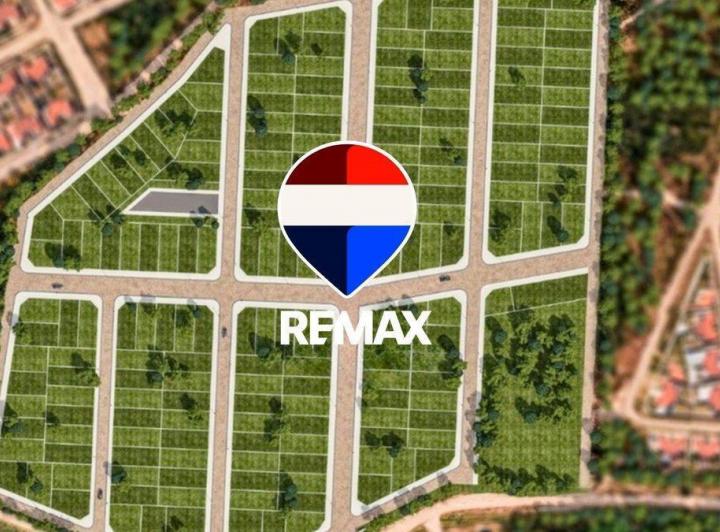 Terreno · 250m²
