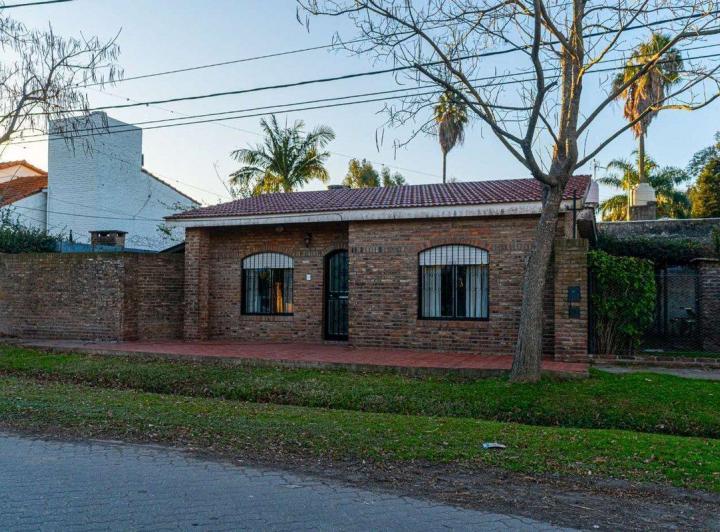 Casa · 112m² · 3 Ambientes · 1 Cochera