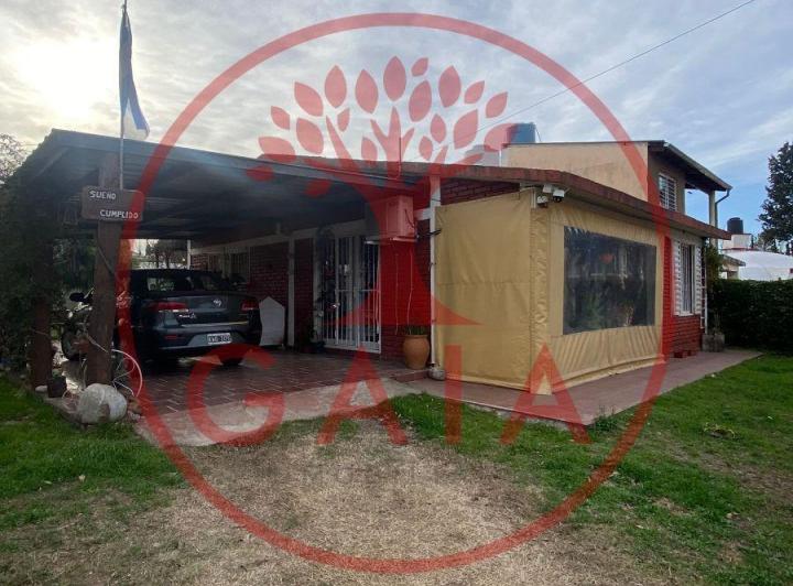 Casa · 130m² · 5 Ambientes · 1 Cochera