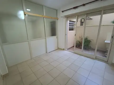 Departamento en Alquiler en Olivos Vias/Maipu, Olivos