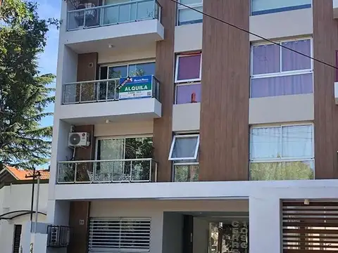 Departamento en Alquiler en Adrogue, Partido de Almirante Brown