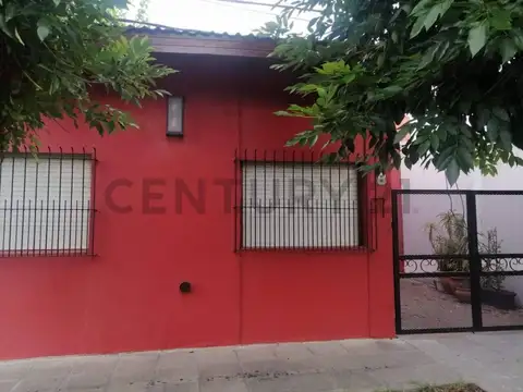 Casa en Venta en Villa Elvira, Partido de La Plata