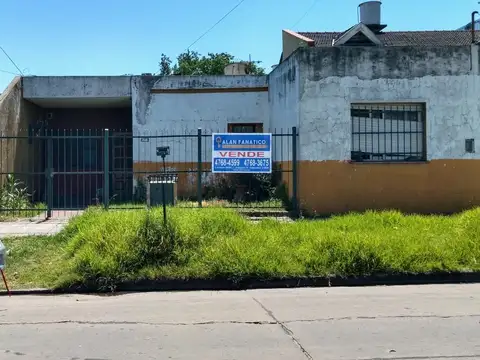 Casa en Venta en Billinghurst, General San Martin
