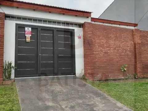 Casa en Venta en Villa Elvira, Partido de La Plata