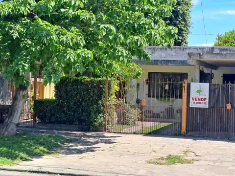 Casa en Venta en Ezpeleta Este, Partido de Quilmes