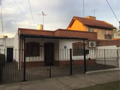 Casa en Venta en Jose Marmol, Partido de Almirante Brown