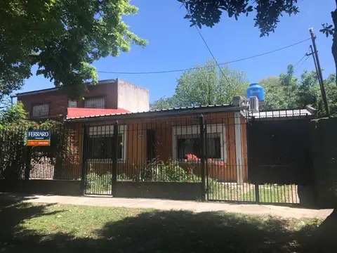 Casa en Venta en Burzaco, Partido de Almirante Brown