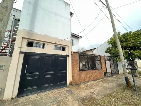 Casa en Venta en Castelar Sur, Castelar